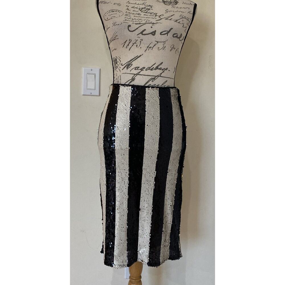 Donnee par Dieu Sequins Skirt Size Small